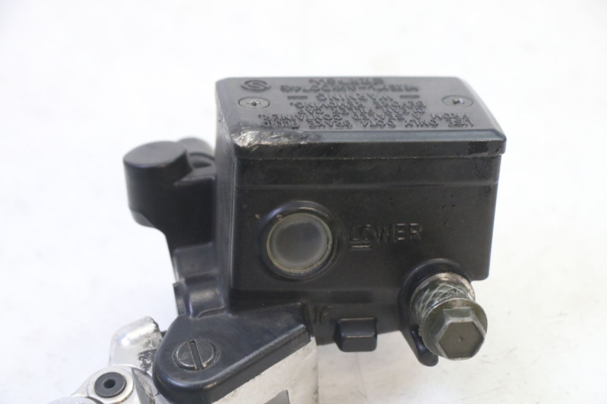 photo de BREMSPUMPE VORNE YAMAHA FZ6 FAZER S2 600 (2007 - 2011)
