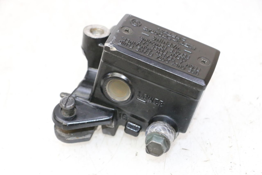 photo de BREMSPUMPE VORNE YAMAHA FZ6 N FAZER 600 (2004 - 2006)