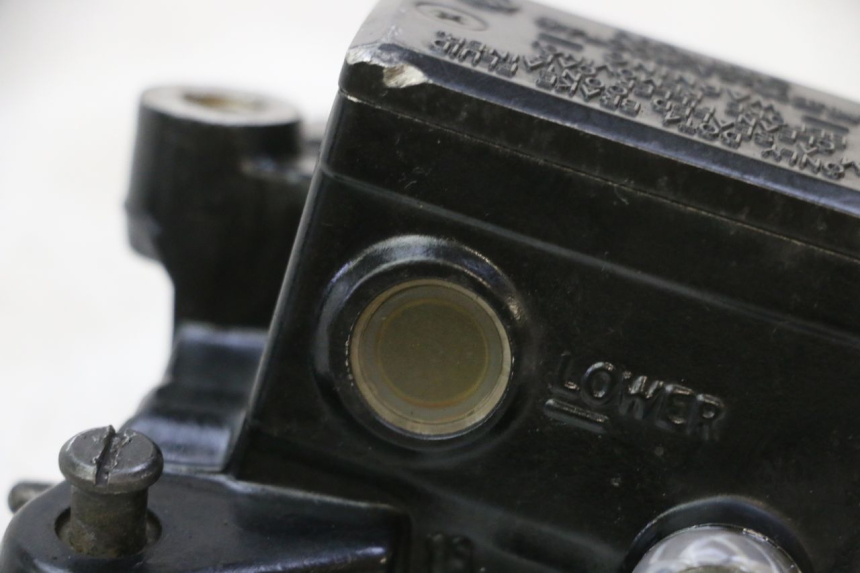 photo de BREMSPUMPE VORNE YAMAHA FZ6 N FAZER 600 (2004 - 2006)