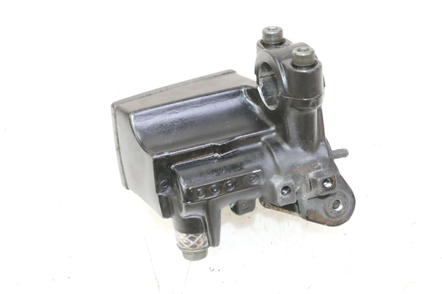 photo de BREMSPUMPE VORNE YAMAHA FZ6 N FAZER 600 (2004 - 2006)