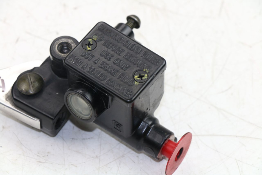 photo de VORDERER HAUPTBREMSZYLINDER GILERA RUNNER SP 50 (2009 - 2017)