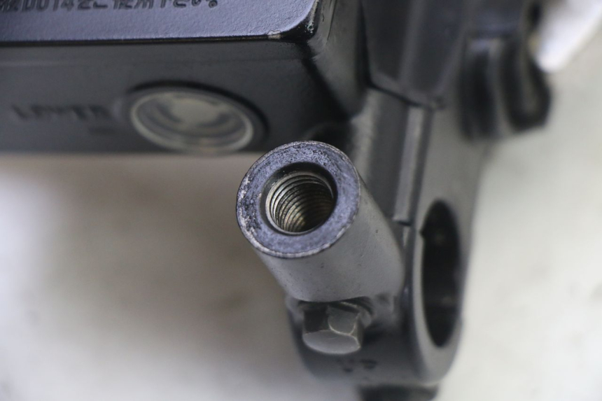 photo de BREMSPUMPE VORNE SUZUKI GSR 750 (2011 - 2017)