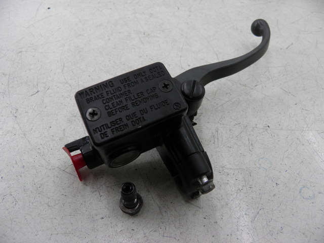 photo de VORDERER HAUPTBREMSZYLINDER HONDA FES S-WING SWING ABS 125 (2007 - 2015)