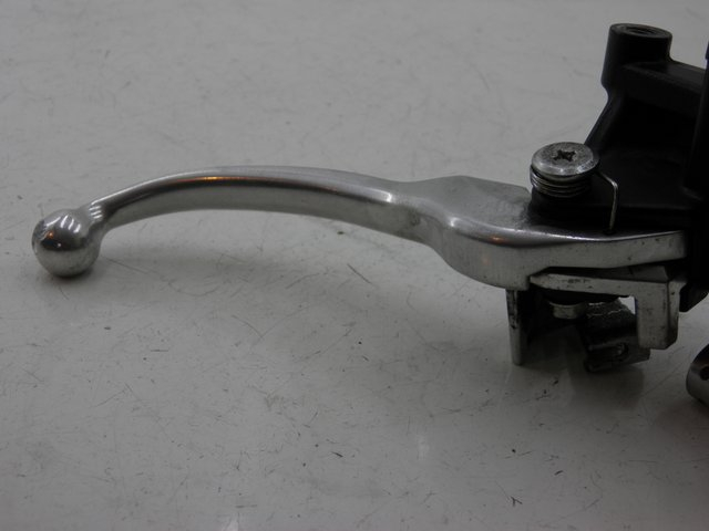 photo de VORDERER HAUPTBREMSZYLINDER HONDA NHX LEAD 110 (2008 - 2010)