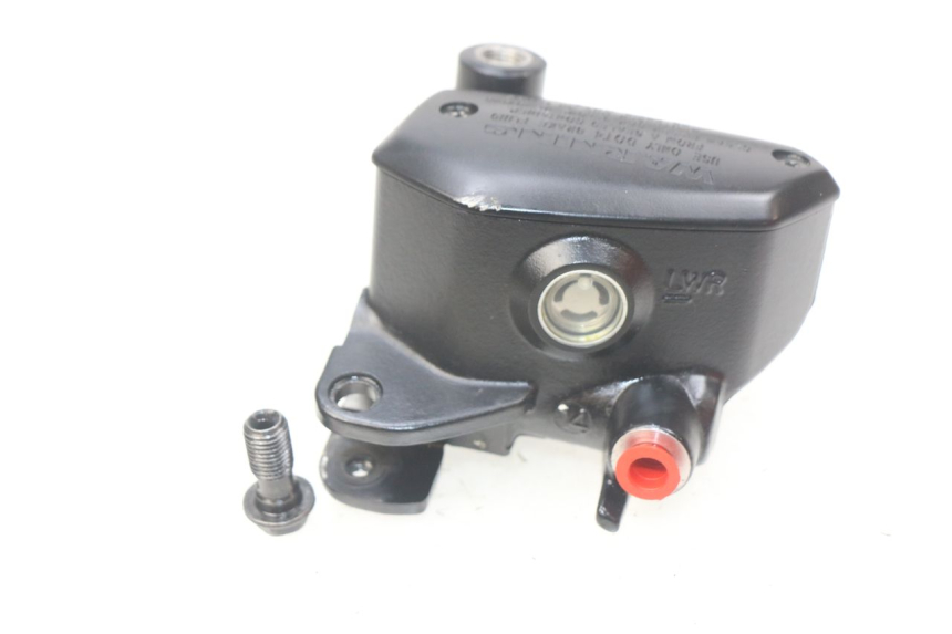 photo de VORDERER HAUPTBREMSZYLINDER KAWASAKI Z 650 (2016 - 2019)
