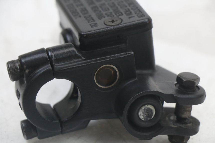 photo de VORDERER HAUPTBREMSZYLINDER PEUGEOT KISBEE 2T 50 (2010 - 2017)