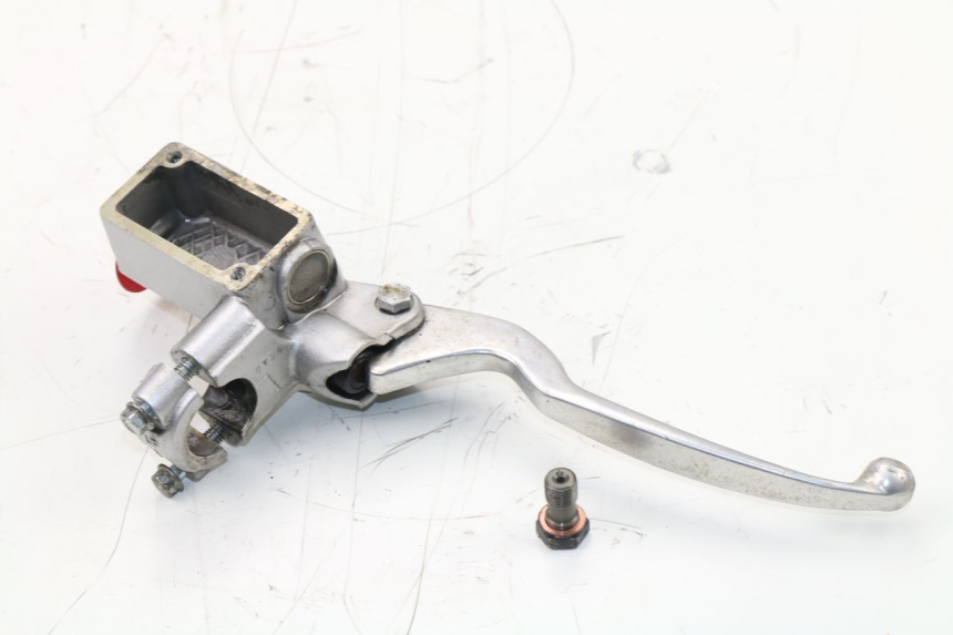 photo de VORDERER HAUPTBREMSZYLINDER KYMCO AGILITY RS 4T 50 (2009 - 2013)