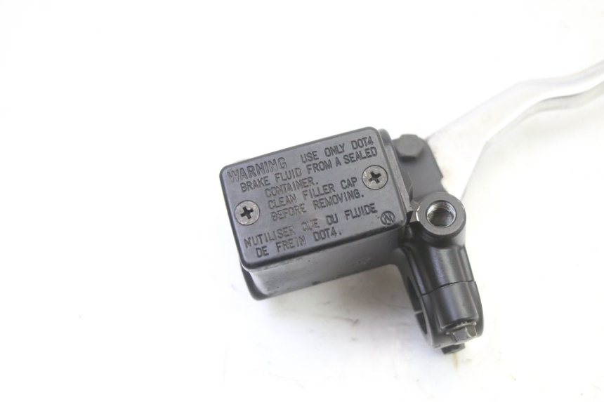 photo de BREMSPUMPE VORNE PEUGEOT SATELIS 250 (2006 - 2012)