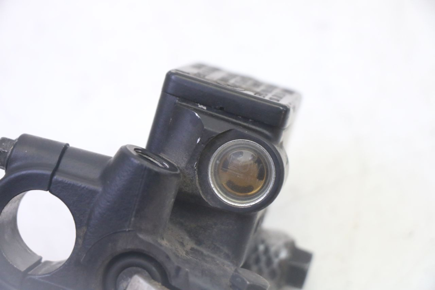 photo de VORDERER BREMSSATTEL PEUGEOT SATELIS 125 (2006 - 2009)