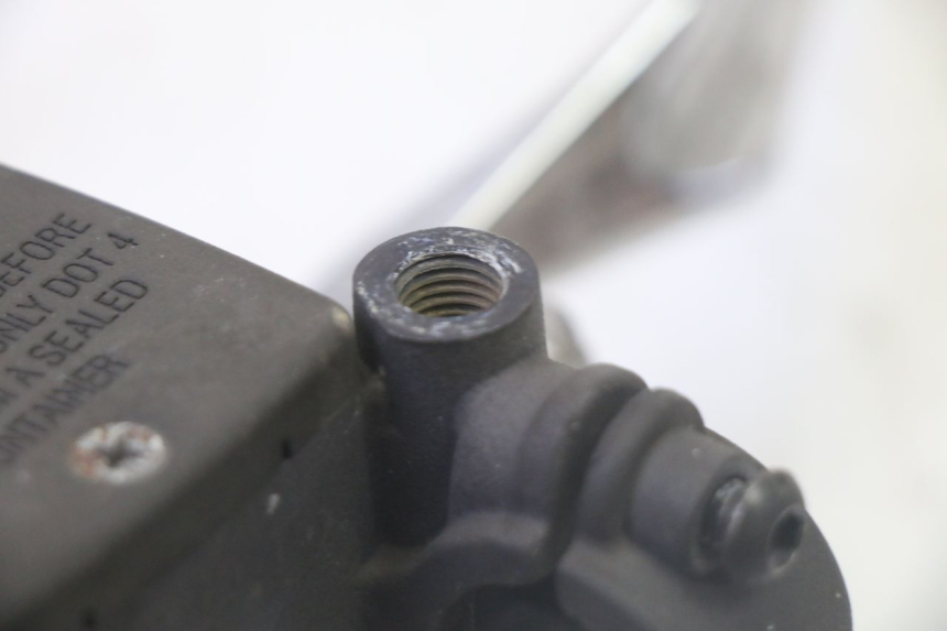 photo de VORDERER BREMSSATTEL PEUGEOT SATELIS 125 (2006 - 2009)