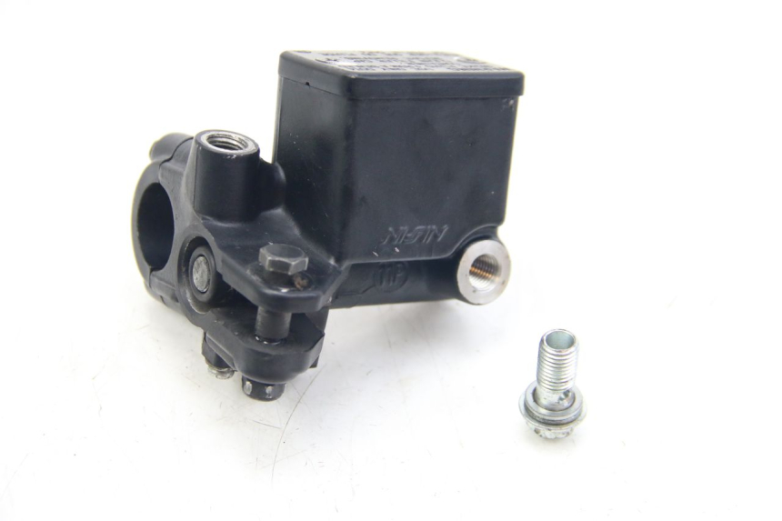 photo de VORDERER BREMSSATTEL SUZUKI SIXTEEN 125 (2008 - 2010)