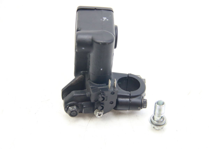 photo de VORDERER BREMSSATTEL SUZUKI SIXTEEN 125 (2008 - 2010)