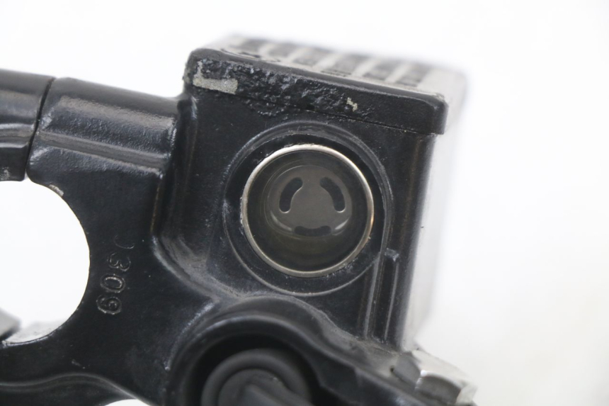 photo de VORDERER BREMSSATTEL PEUGEOT TWEET 125 (2018 - 2021)