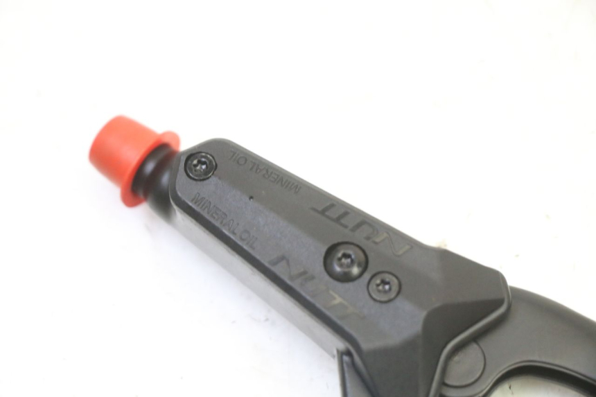 photo de VORDERER HAUPTZYLINDER DUALTRON VICTOR LIMITED 1