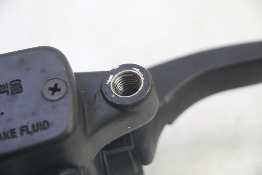 photo de VORDERER BREMSSATTEL DAELIM VJ ROADWIN FI 125 (2008 - 2017) - Zoom auf Gebrauchszustand