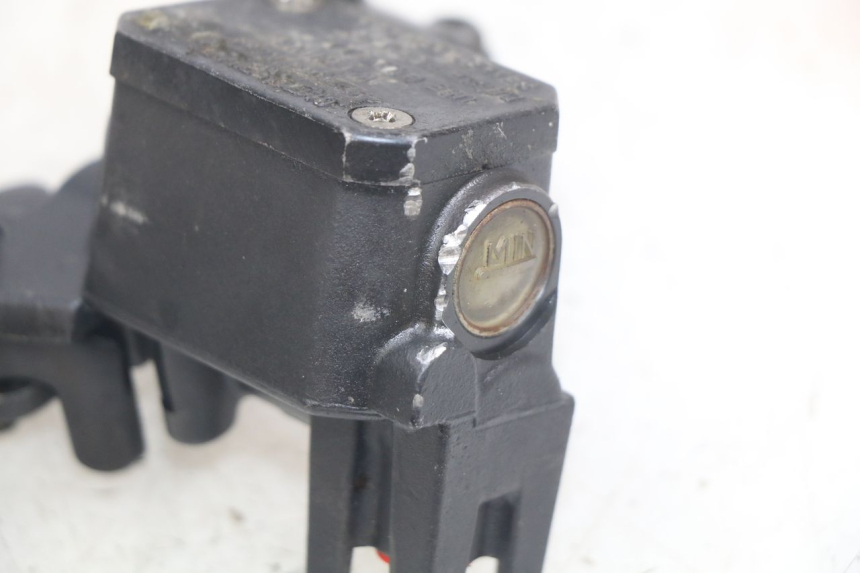 photo de VORDERER BREMSSATTEL YAMAHA X-MAX XMAX 250 (2006 - 2009)