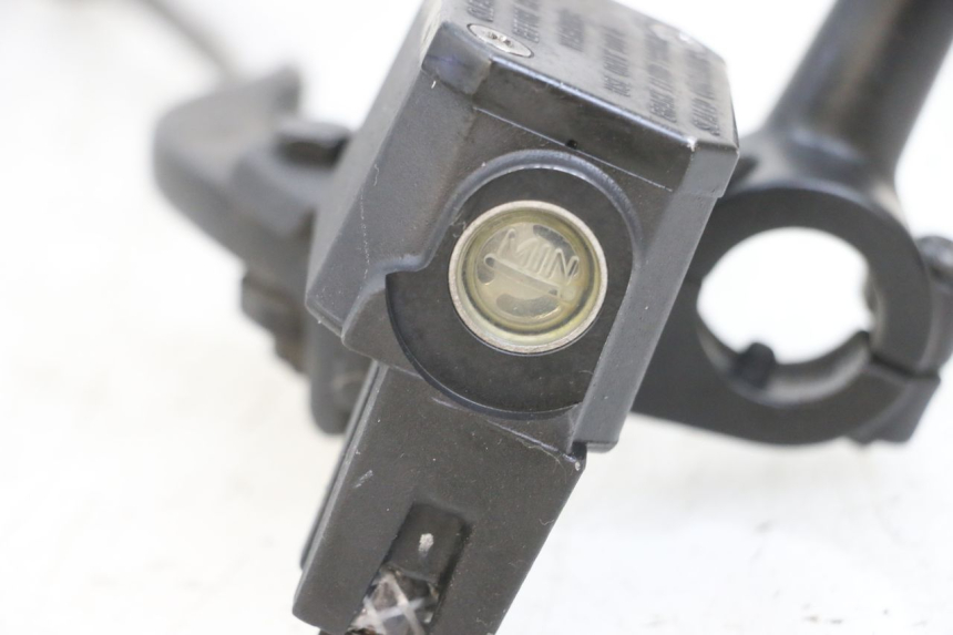 photo de VORDERER BREMSSATTEL YAMAHA X-MAX XMAX 125 (2010 - 2014)