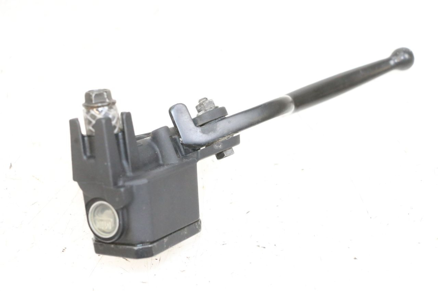 photo de VORDERER HAUPTBREMSZYLINDER YAMAHA XMAX X-MAX 125 (2006 - 2009) - Technische Nahaufnahme