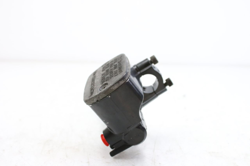 photo de VORDERER HAUPTBREMSZYLINDER YAMAHA XP T-MAX TMAX ABS 500 (2004 - 2007)