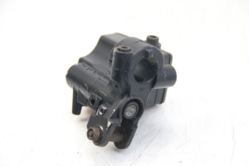photo de VORDERER HAUPTBREMSZYLINDER YAMAHA FZS FAZER 600 (2001 - 2003)