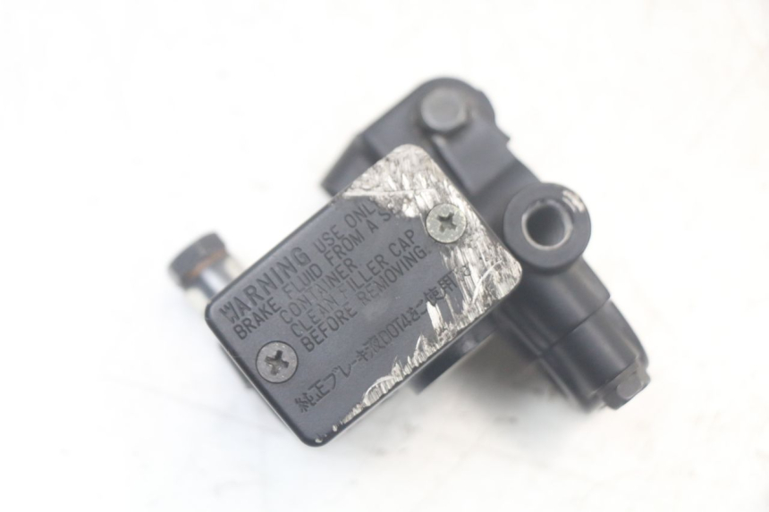 photo de VORDERER HAUPTBREMSZYLINDER YAMAHA XT X 660 (2004 - 2016)