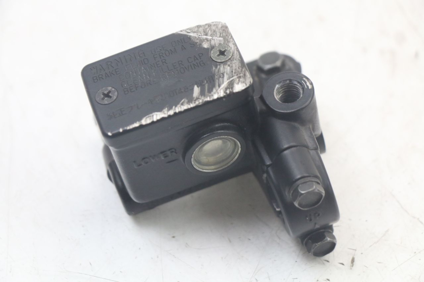 photo de VORDERER HAUPTBREMSZYLINDER YAMAHA XT X 660 (2004 - 2016)
