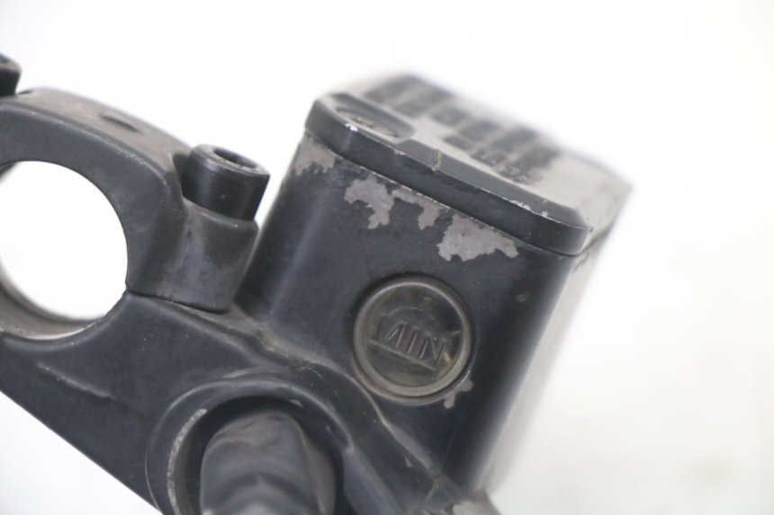 photo de BREMSPUMPE VORNE YAMAHA YP MAJESTY 125 (2007 - 2010)