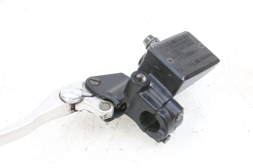 photo de KUPPLUNGSZYLINDER YAMAHA FJR ABS 1300 (2006 - 2012) - Details der Befestigungspunkte