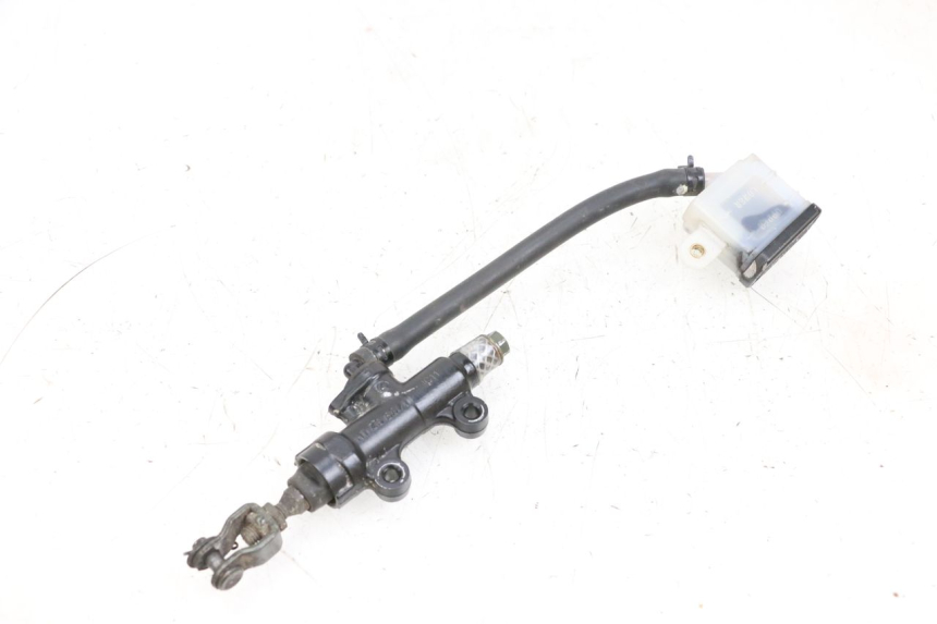 photo de BREMSPUMPE HINTEN MAG POWER BOMBERS 4T 50 (2016 - 2026) - Details der Befestigungspunkte