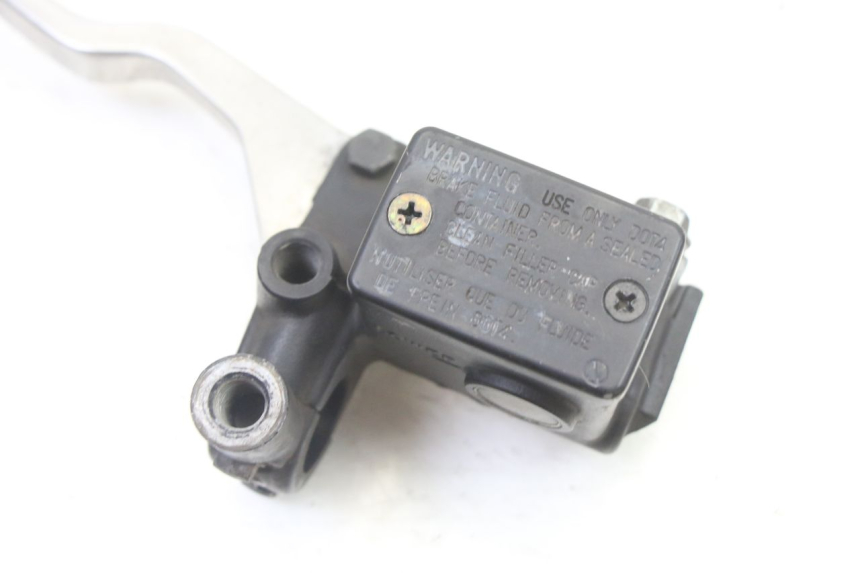 photo de HAUPTBREMSZYLINDER HINTEN SUZUKI BURGMAN 125 (2007 - 2014)