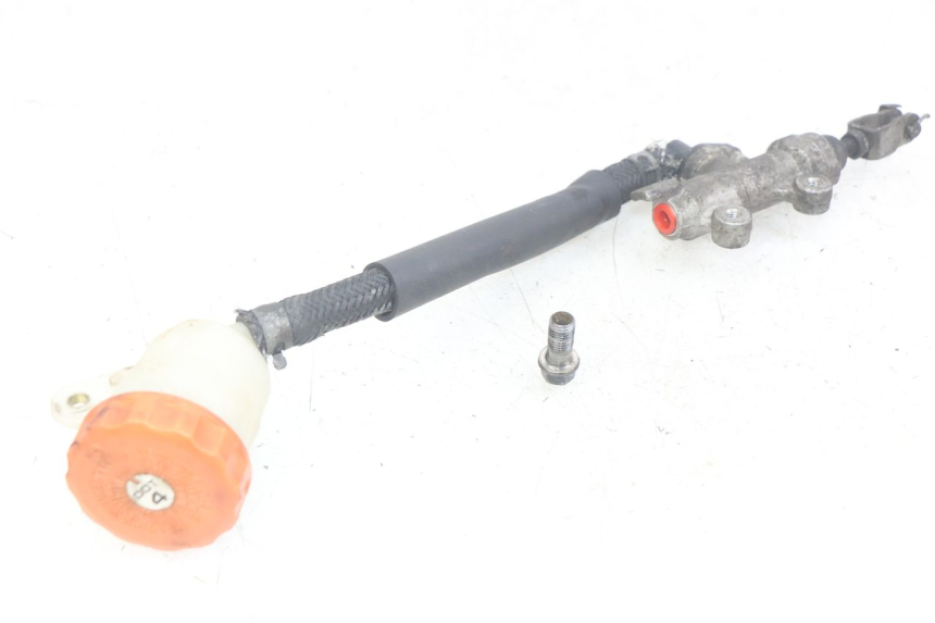 photo de HAUPTBREMSZYLINDER HINTEN HONDA CBR F SC25 1000 (1989 - 1992)