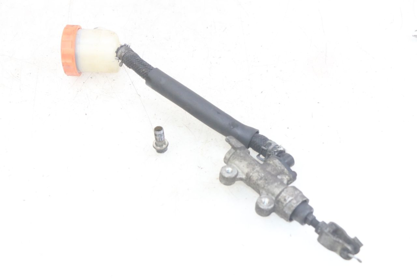 photo de HAUPTBREMSZYLINDER HINTEN HONDA CBR F SC25 1000 (1989 - 1992)