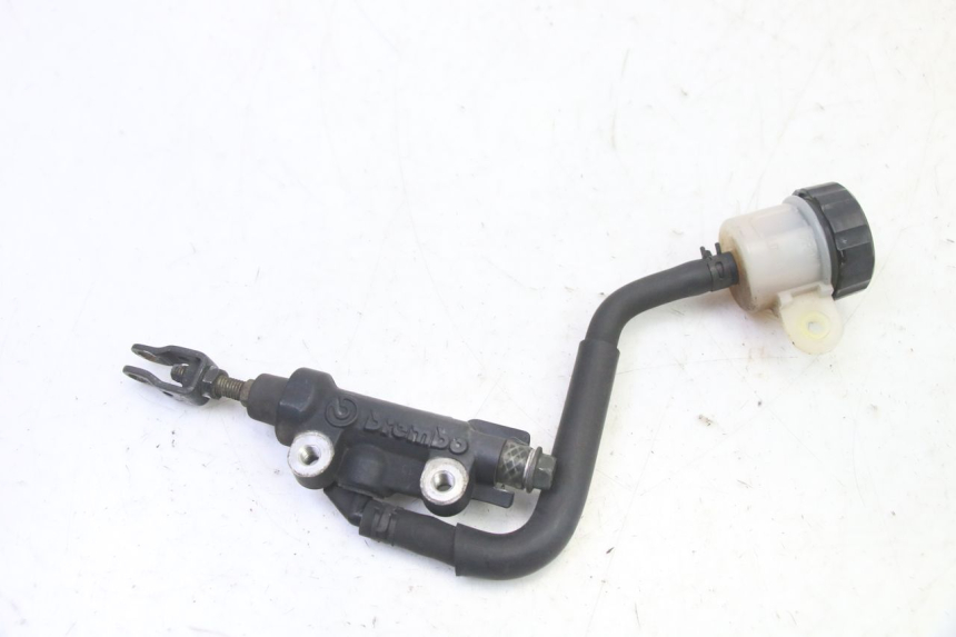 photo de BREMSPUMPE HINTEN YAMAHA FZ6 FAZER S2 600 (2007 - 2011)