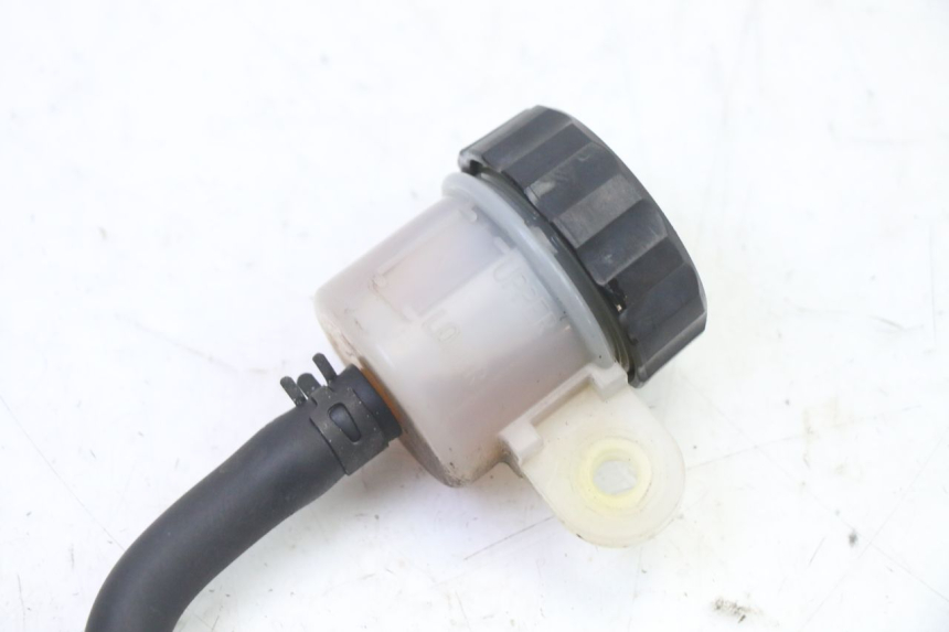 photo de BREMSPUMPE HINTEN YAMAHA FZ6 FAZER S2 600 (2007 - 2011)