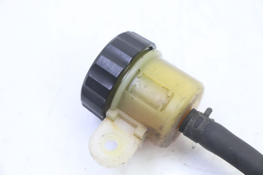 photo de BREMSPUMPE HINTEN YAMAHA FZ6 FAZER S2 600 (2007 - 2011)