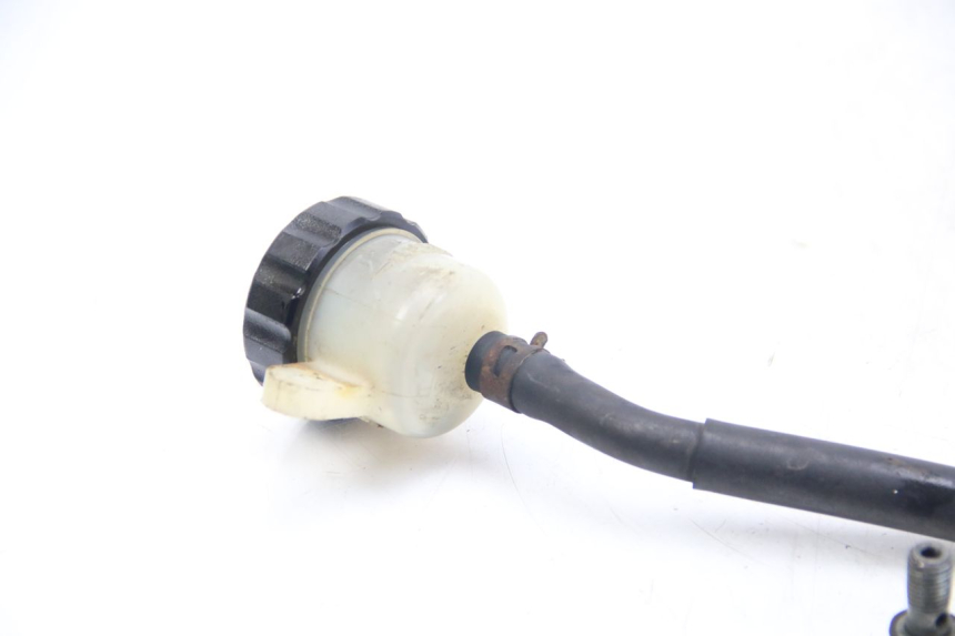 photo de HAUPTBREMSZYLINDER HINTEN YAMAHA FZS FAZER 600 (2001 - 2003)