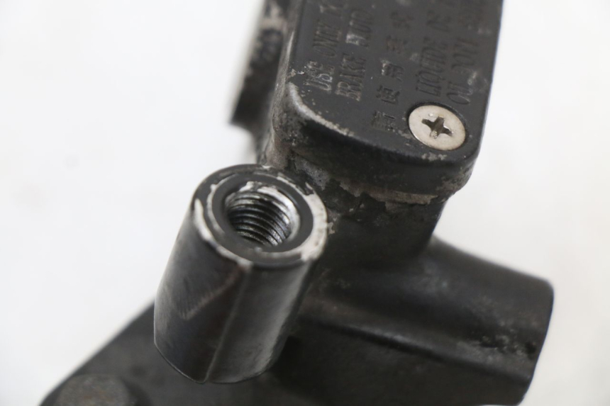 photo de Hauptbremszylinder hinten SYM JOYRIDE EVO 125 (2009 - 2016) - Alternative Perspektive