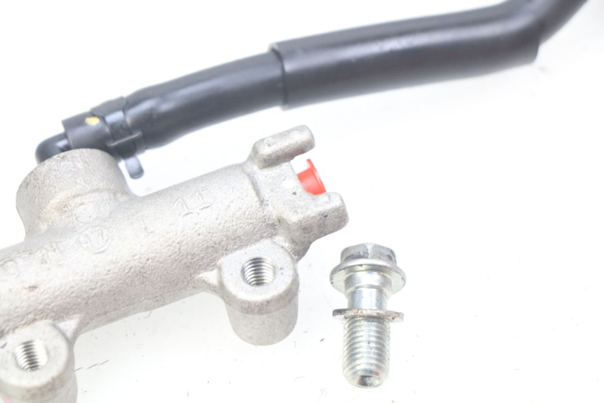 photo de HAUPTBREMSZYLINDER HINTEN KAWASAKI Z 650 (2016 - 2019)