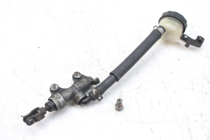 photo de HAUPTBREMSZYLINDER HINTEN KAWASAKI ZX-6R ZX6R 600 (1995 - 1997)