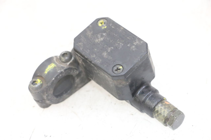 photo de HAUPTBREMSZYLINDER HINTEN PIAGGIO MP3 LT 400 (2007 - 2012)