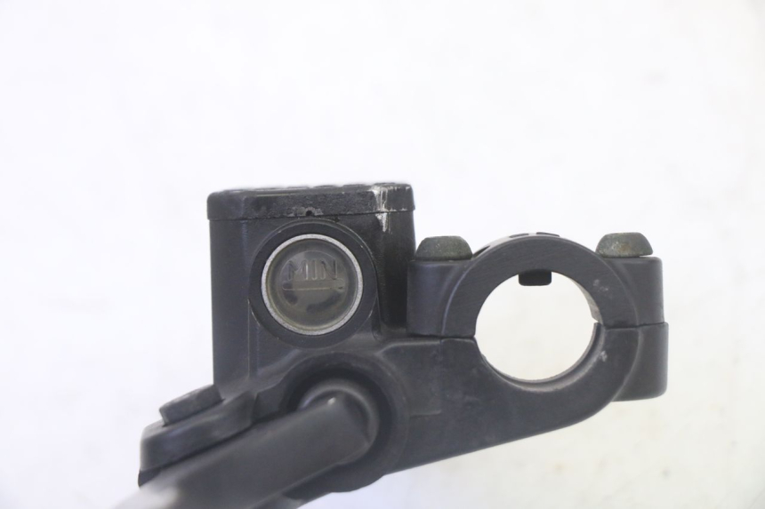 photo de HAUPTBREMSZYLINDER HINTEN PIAGGIO MP3 LT 300 (2010 - 2016)