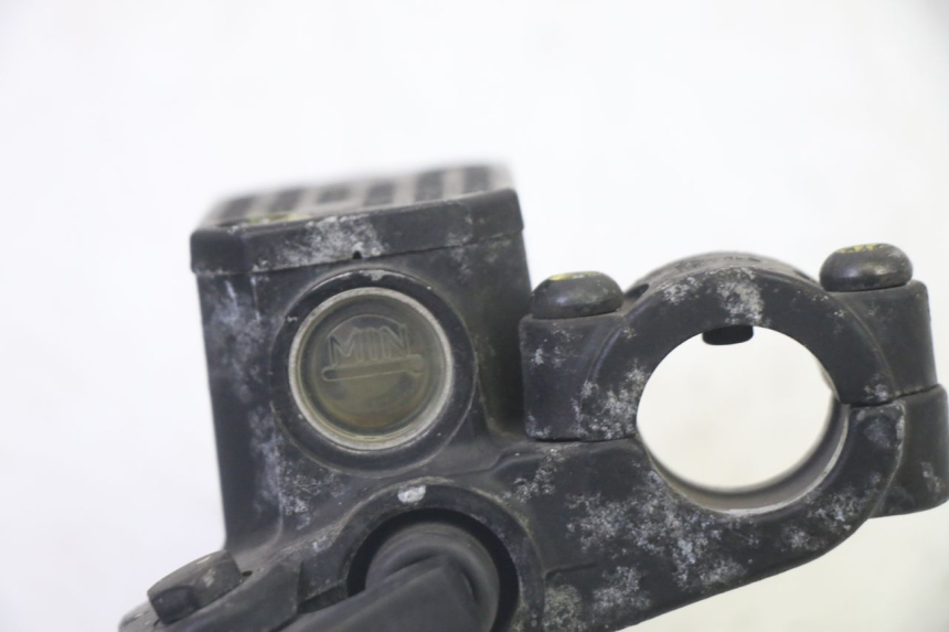 photo de HAUPTBREMSZYLINDER HINTEN PIAGGIO MP3 RL 250 (2007 - 2010)