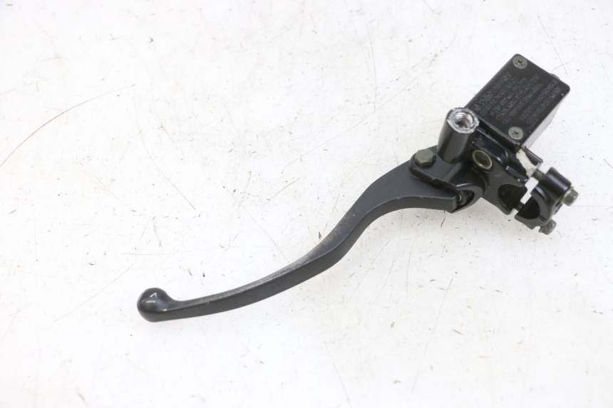 photo de BREMSPUMPE HINTEN EFUN PUSA 1 - Details der Befestigungspunkte