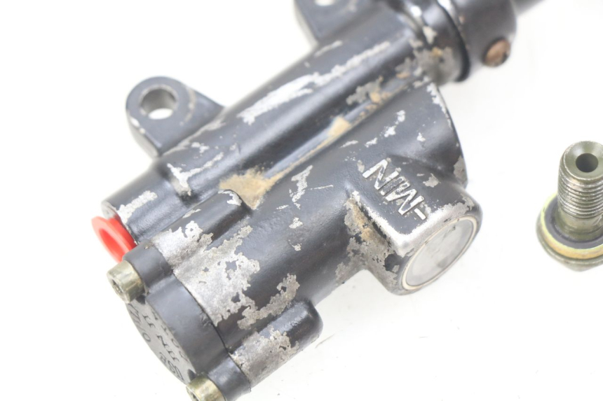 photo de HAUPTBREMSZYLINDER HINTEN APOLLO RFZ 125