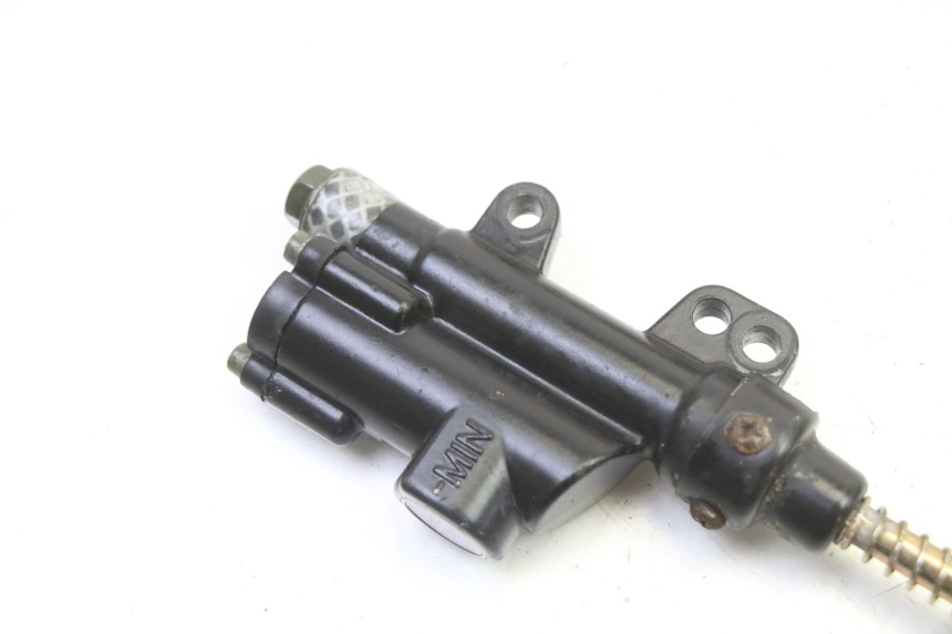 photo de HAUPTBREMSZYLINDER HINTEN APOLLO RFZ 125