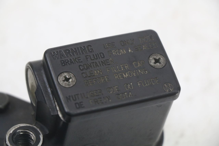 photo de HAUPTBREMSZYLINDER HINTEN PEUGEOT SATELIS 125 (2010 - 2012)