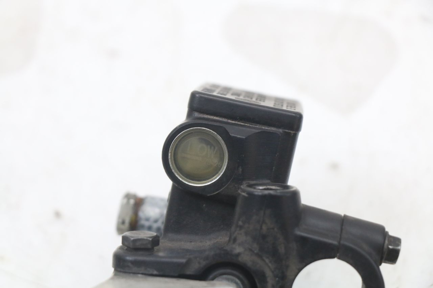 photo de HAUPTBREMSZYLINDER HINTEN PEUGEOT SATELIS 125 (2010 - 2012)