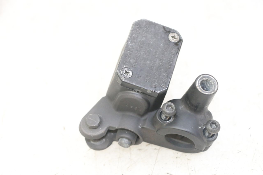 photo de HAUPTBREMSZYLINDER HINTEN YAMAHA X-MAX XMAX 125 (2010 - 2014)