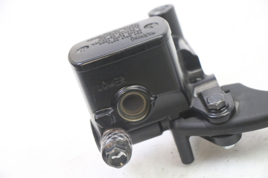 photo de BREMSPUMPE HINTEN YAMAHA XMAX X-MAX 125 (2021 - 2025)
