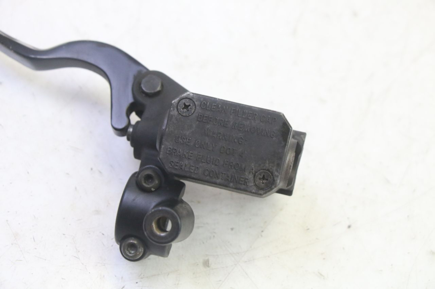 photo de HAUPTBREMSZYLINDER HINTEN YAMAHA X-MAX XMAX 250 (2006 - 2009)